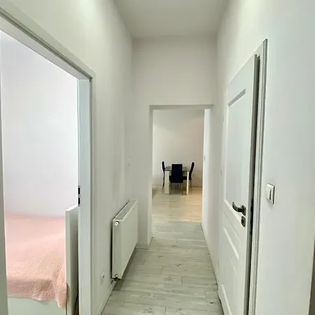 Stay99 Aparthotel 3*
