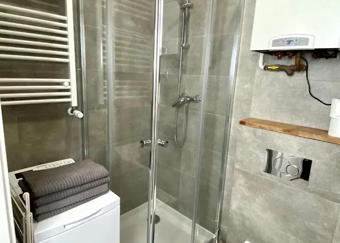 Stay99 Lägenhetshotell Poznań