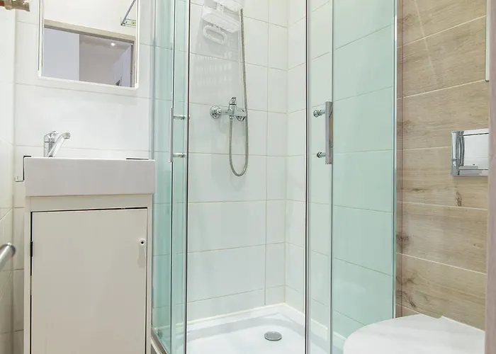 Stay99 Lägenhetshotell Poznań